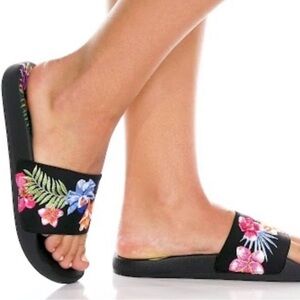 Johnny Was Aruba Pool Slides Flip Flops Floral Embroidered Size 7